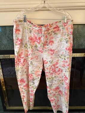 J. Jill Floral Cropped Pants in Pink and Green on White